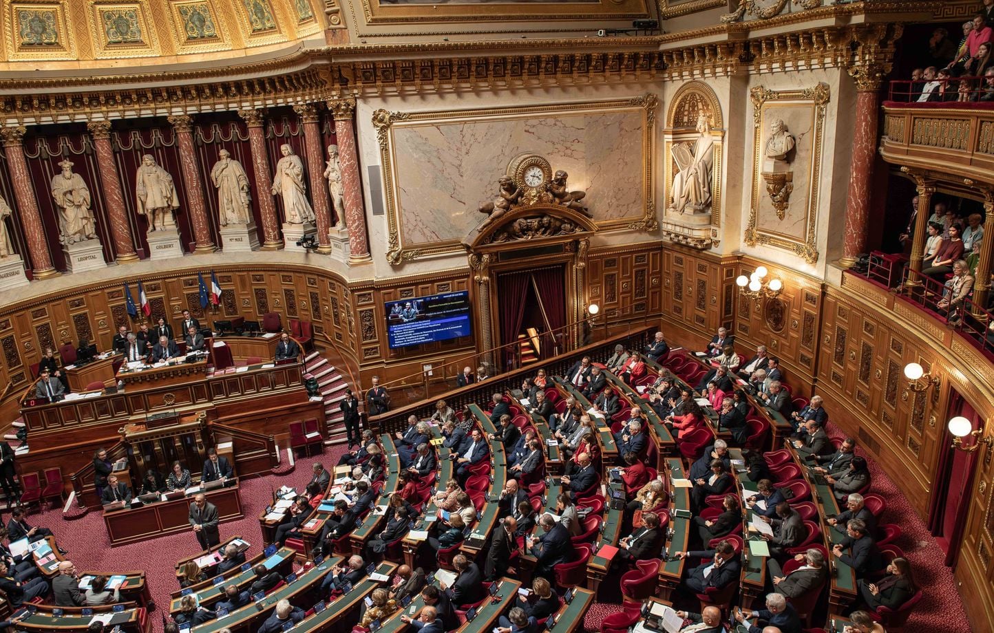 ¿“Tres meses en verano”? La duración de las vacaciones de los senadores vuelve a ser objeto de desinformación ¿“Tres meses en verano”? La duración de las vacaciones de los senadores vuelve a ser objeto de desinformación